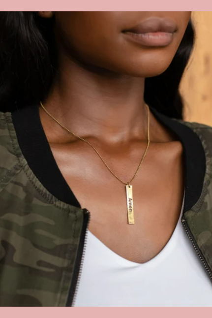 Amen bar necklace in gold