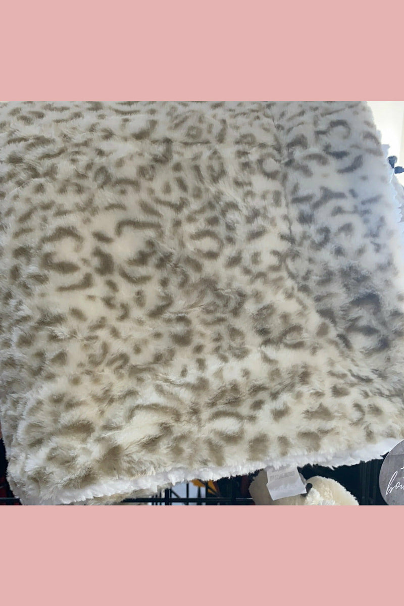 minky blanket in leopard