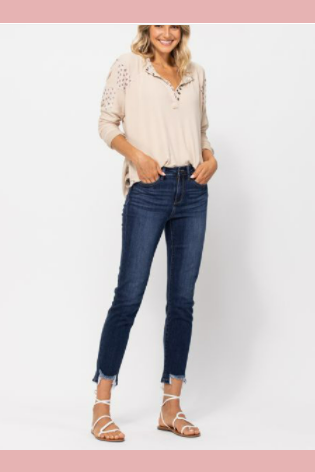 Mid rise relaxed fit destroyed hem Judy Blue